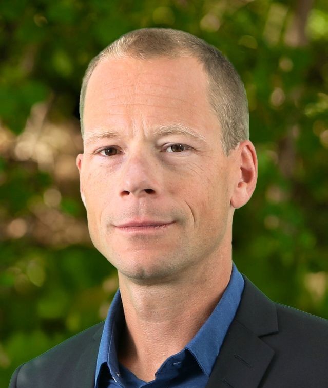 Porträttfoto Peter Johansson