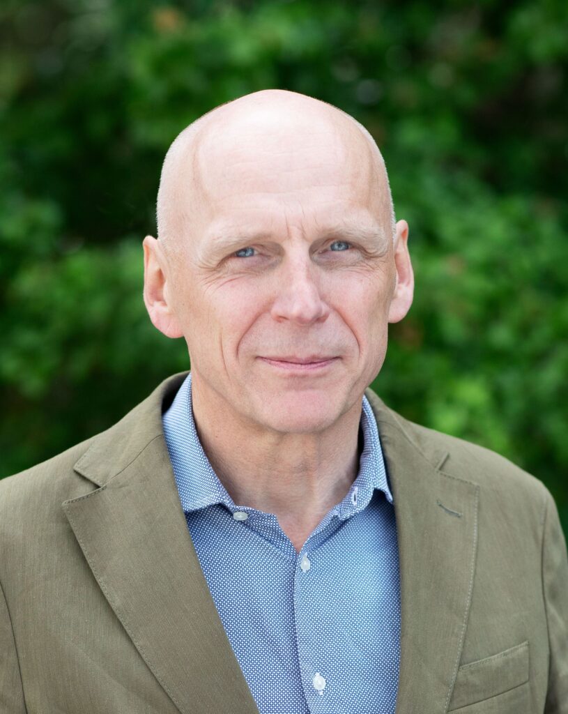 Portrait photo of Fredrik Celsing